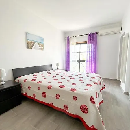 T2 Da Vermelho Apartment *
